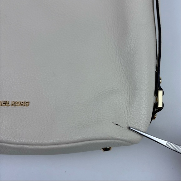 MICHAEL MICHAEL KORS Bedford Belted White Pebble Leather Hobo Shoulder Bag Large - Picture 15 of 16